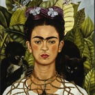 Frida Kahlo Autoritratto con collana di spine e colibrì, 1940, Olio su lamina metallica, 63.5 x 49.5 cm, Harry Ranson Center, USA, Riproduzione formato Modlight | © Banco de México Diego Rivera & Frida Kahlo Museums Trust, México D.F.