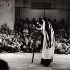 Riapparizioni - corpi, gesti e sguardi dai palcoscenici della Biennale. Album ’34 - '76