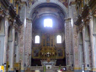 immagine di Balaustra e altare maggiore