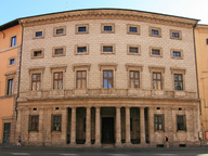 immagine di Palazzo Massimo alle Colonne