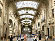 immagine di Pensiline vetrate della Stazione Centrale Moderna di Milano