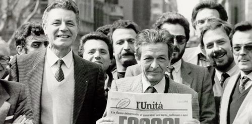 Enrico Berlinguer con Antonio Tatò e Giuseppe Chiarante alla manifestazione contro il decreto Craxi sulla scala mobile. Roma, 24 marzo 1984