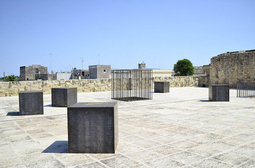 Eva Caridi, Installazione site specific, Castello di Acaya, Vernole (LE)