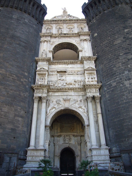 Arco di Trionfo di Alfonso d’Aragona