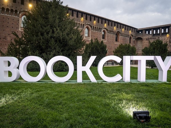 BookCity Milano 202, scritta al Castello i Ph. Elena Di Vincenzo