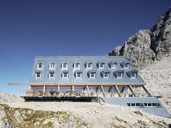 Senoner Tammerle Architetti, Rifugio Passo Santner 2.734m, 2023, Passo Santner, Tires I Ph. Lukas Schaller