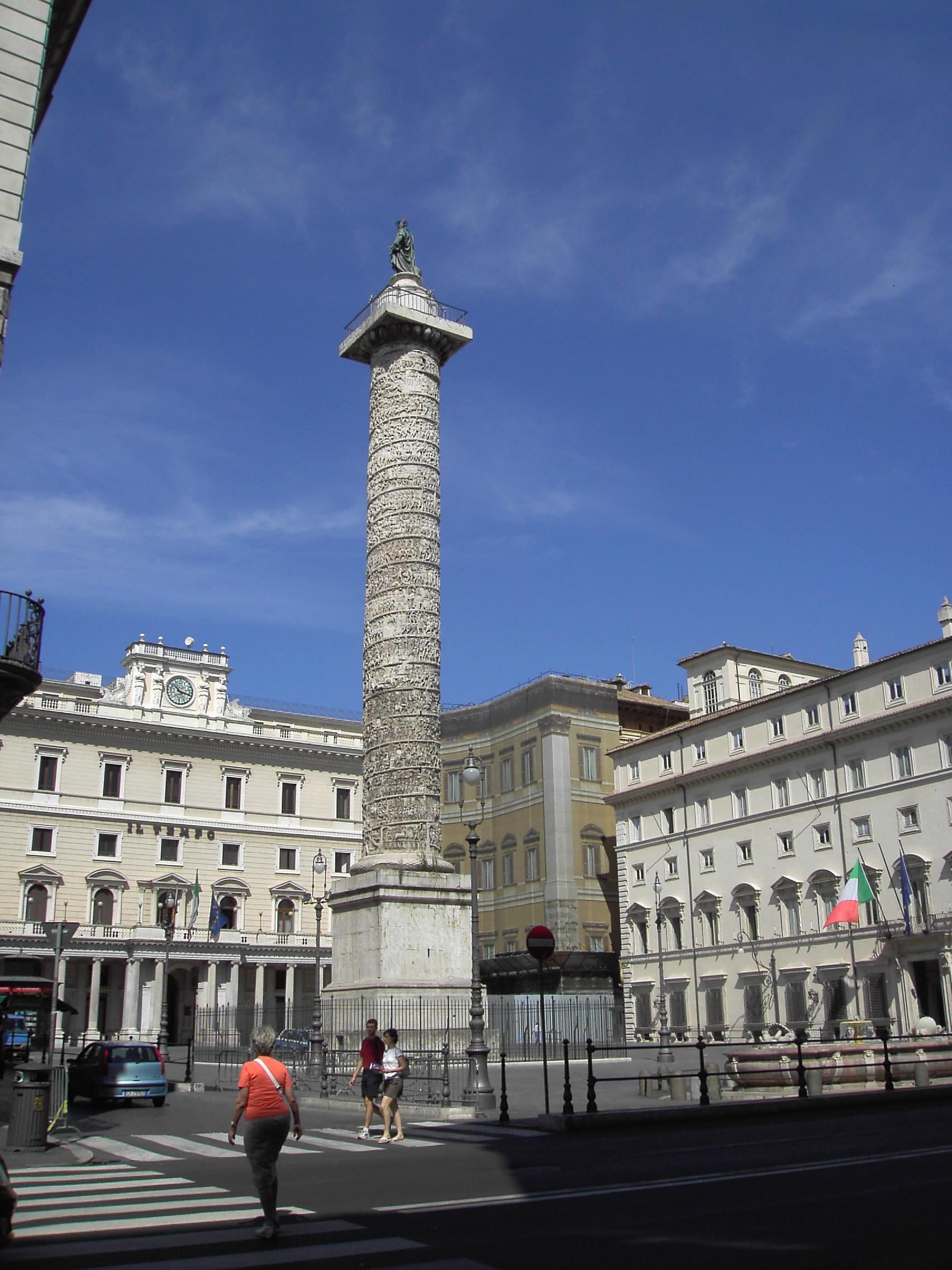 1209-Piazza_Colonna_2917.jpg